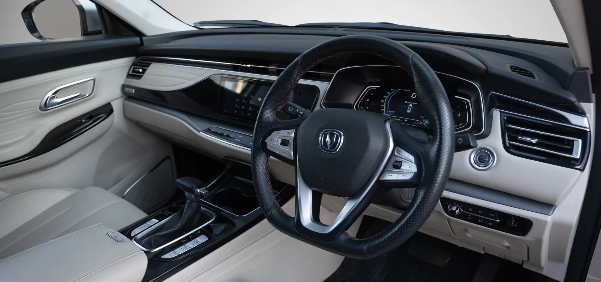 OshanX7-Interior-Exterior