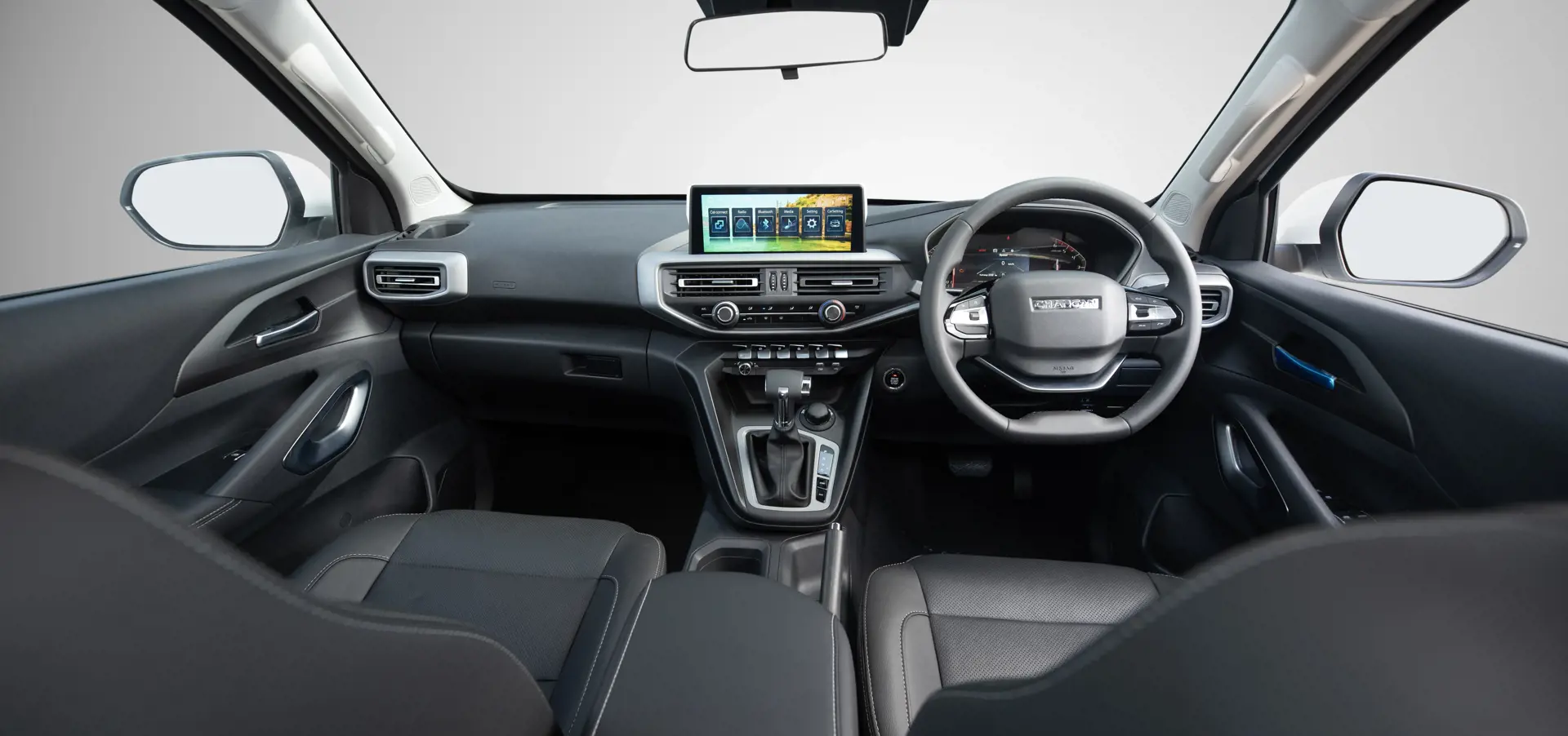 HUNTER PICKUP EXTERIOR AND INTERIOR